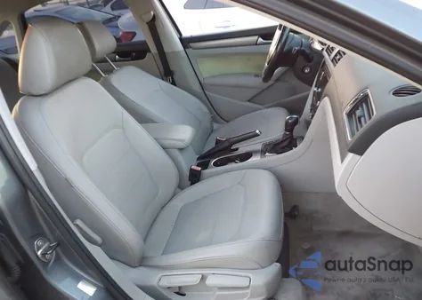 2014 Volkswagen Passat 1.8T Se из США, поврежденный, VIN 1VWBS7A38EC094524